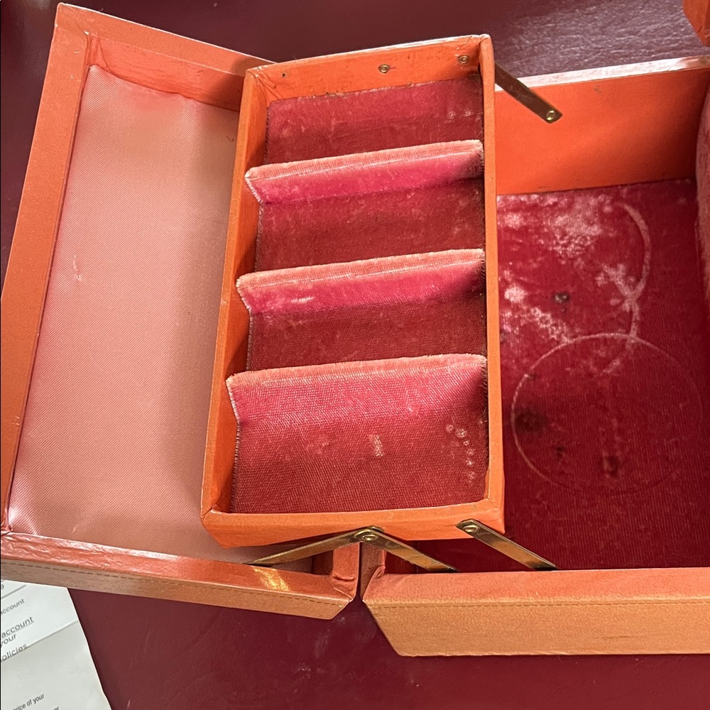 Jewelry Box - Picture 2 of 9